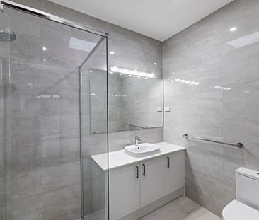 2/5 Maitland Avenue, Kew VIC 3101 - Photo 5