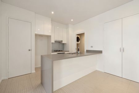 Lifestyle Ground Floor Apartment with Sunlit North-Facing Courtyard - C Block - Photo 5