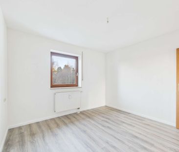 Helle 2-Zimmer-Wohnung mit Balkon in Lengenfeld– sofort bezugsfertig! - Photo 4