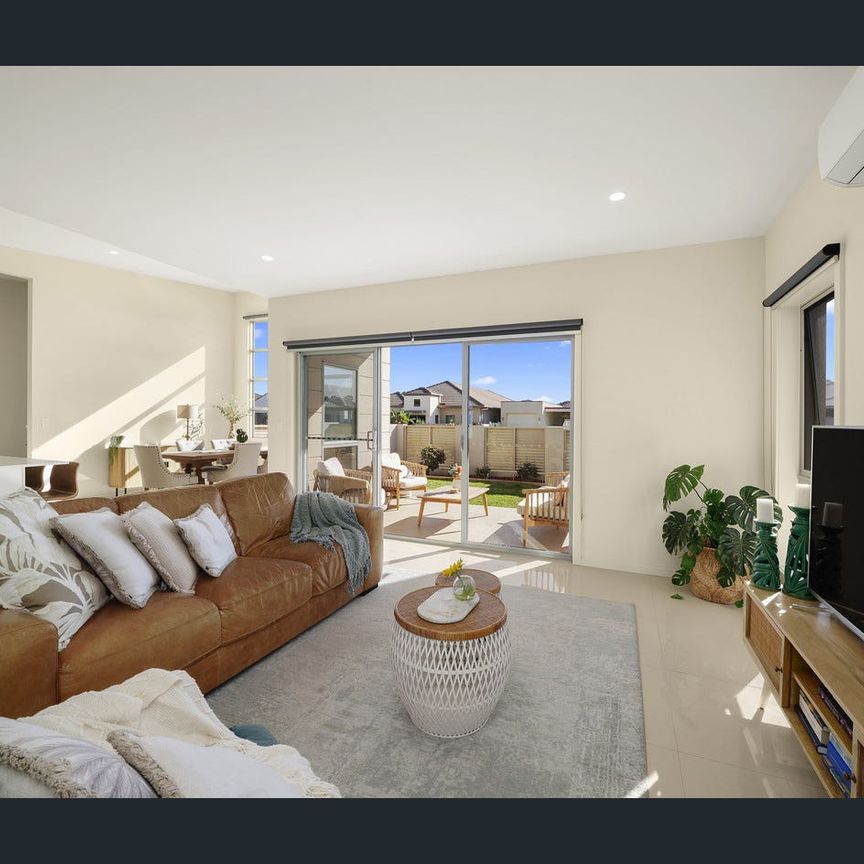 Easy Single-Level Living Close to Everything - Photo 1