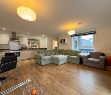 2 bedroom flat to rent - Photo 3