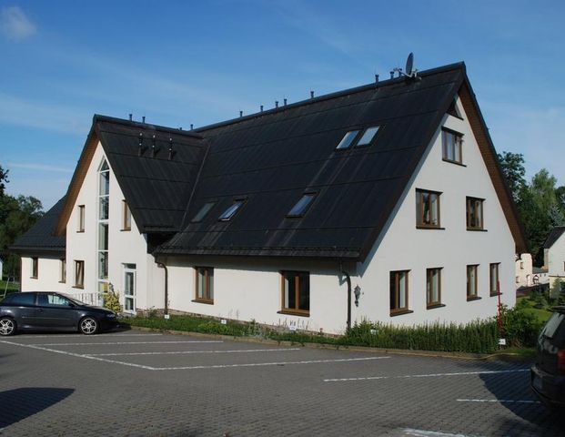 2- Zimmer-Dachgeschosswohnung in Lippersdorf m, FB-Heizung - Foto 1