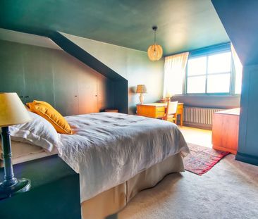 2 Bed Penthouse, Belsize Grove, NW3 - Photo 2