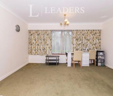 2 bedroom flat to rent - Photo 3