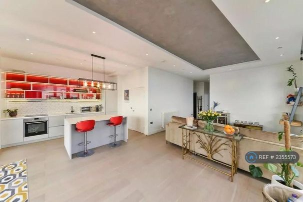 1 bedroom in a flat share to rent - Photo 1