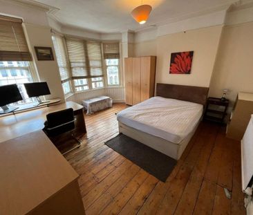 5 bedroom terraced house to rent - Photo 1