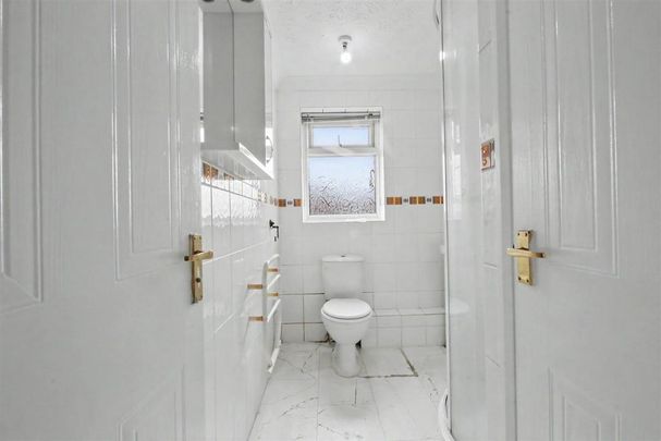 2 bedroom semi-detached house to rent - Photo 1