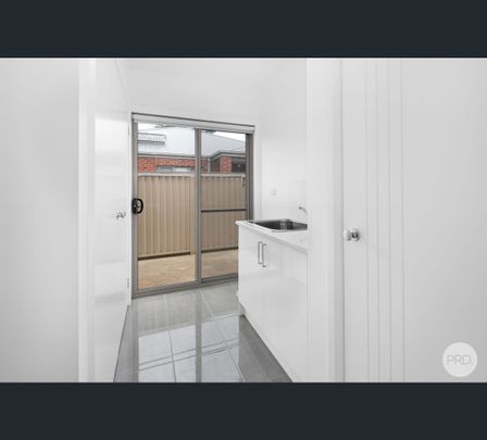 13 Monastery Drive, Wendouree, Vic 3355 - Photo 1