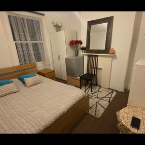 Room in a Shared House, Redmore Road, W6 - Photo 2