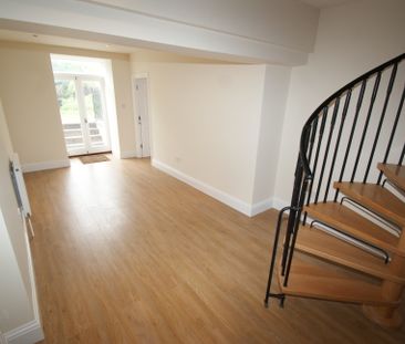 Clarendon Road, Flat 6, Redland, BS6 7EY - Photo 3