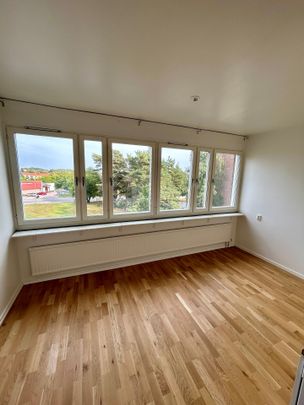 Liegatan 13, Västerås - Photo 1