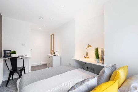 6 bedroom house to rent - Photo 3