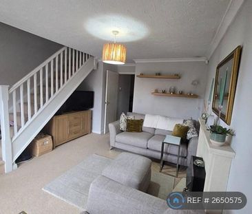 2 bedroom end of terrace house to rent - Photo 3