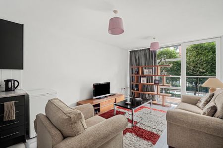 Queenstown Road, London, SW11 8NJ - Photo 5