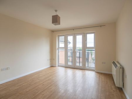 2 bedroom apartment to let - Photo 3