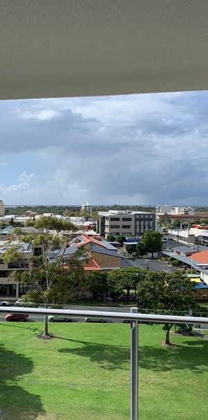 3-bedroom shared unit/townhouse, thomson street, Tweed heads, nsw - Photo 1