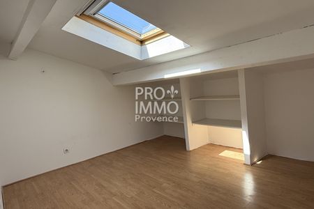 A LOUER, LAURIS (84360) Appartement de type 3 en duplex - Photo 4