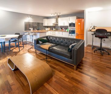 Room in a Shared Flat, Farnsworth Court, SE10 - Photo 2