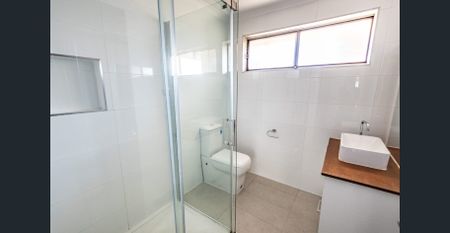 3 Bedroom Central Home - Photo 5