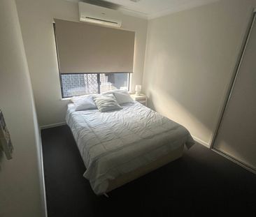 Smithfield - Photo 2