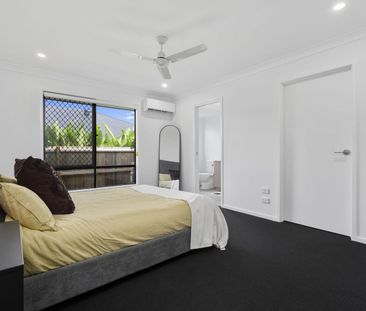 MODERN FAMILY HOME IN PERFECT LOCATION - Photo 3