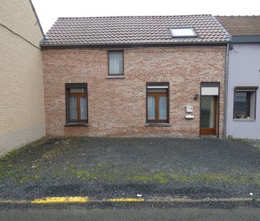 Huis te huur in Péruwelz voor € 700 met 1 slaapkamer - Foto 3