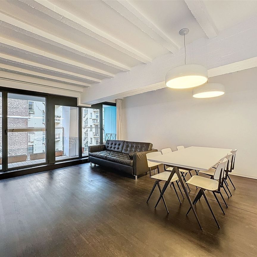 Studio meublé avec terrasse - Photo 1