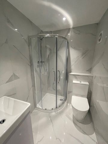 Room in a Shared Flat, Emmanuel House, CR2 - Photo 5