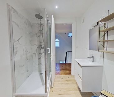 Belle chambre meublée tout inclus dans une maison rénovée avec terr... - Photo 3
