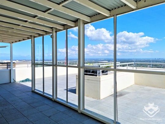 Penthouse apartment with 270 degree views across Sydney - Photo 1