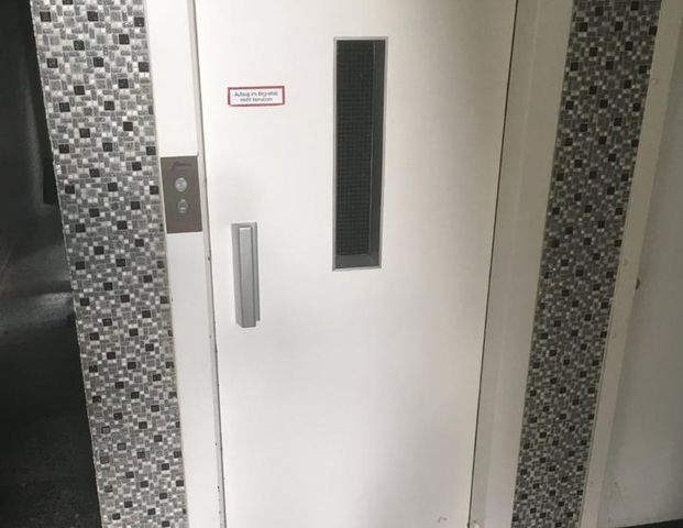 Erstbezug in kleine kernsanierte 30 m² Wohnung in Unterbilk - Foto 1