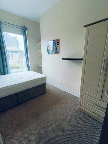 Unit 2, 10 Eglantine Avenue, Belfast, BT9 6DX - Photo 2