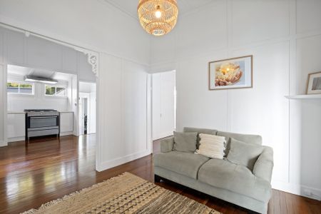 Stunning Renovated Character Home - Photo 2