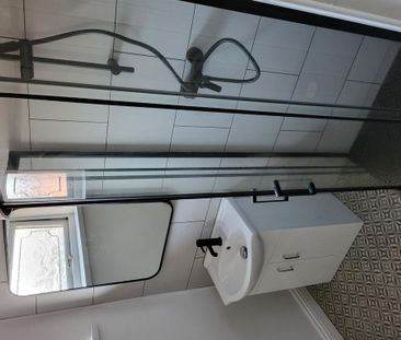 3 bedroom end of terrace house to rent - Photo 1