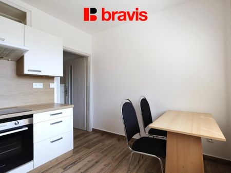 Pronájem bytu 1+1 42 m2 - Fotografie 3
