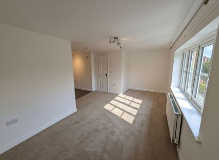 2 bedroom apartment to rent - Photo 2