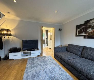 4 bedroom semi-detached house to rent - Photo 1