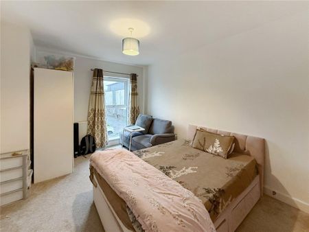 2 bedroom apartment to rent - Photo 4