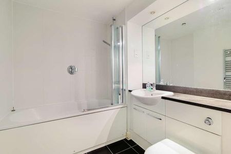 Adriatic Apartments, Western Gateway, E16 - Photo 2