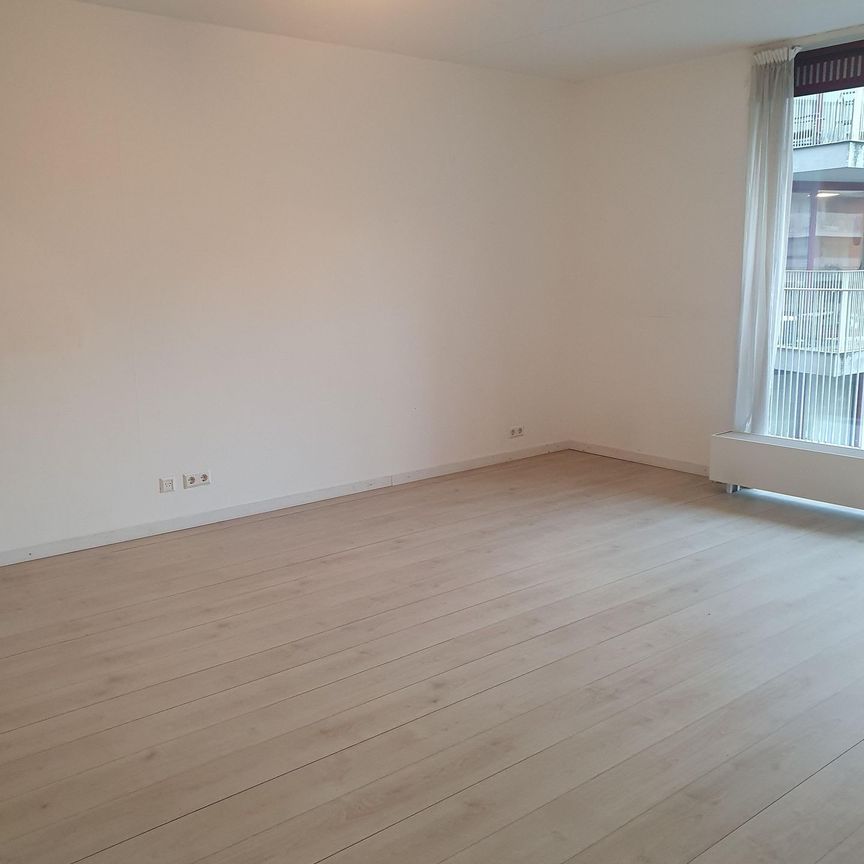 Appartement te huur: Carolina MacGillavrylaan 522 1098 XB Amsterdam - Foto 1