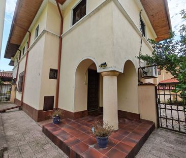 Vila Primaverii | 8 camere | Jean Monnet - Photo 2