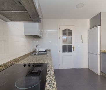 Calle Martínez de la Rosa, Málaga, Andalusia 29010 - Photo 6