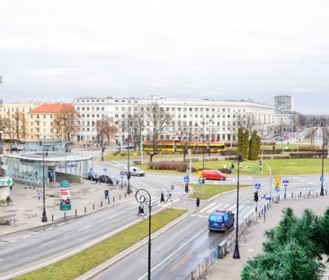 Rozkładowe przy stacji metra Plac Wilsona - Photo 5