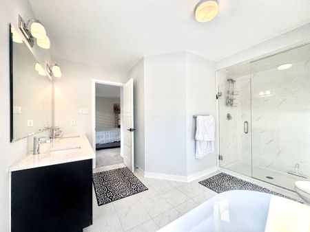 For Lease - 830 Crossgate Street, Barrhaven, Ontario - Photo 4