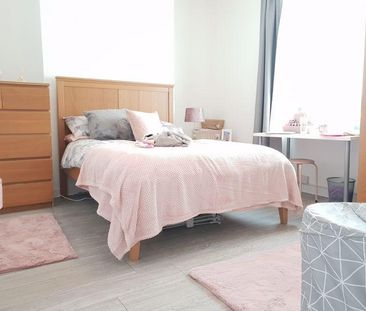 4 bedroom terraced house to rent - Photo 4