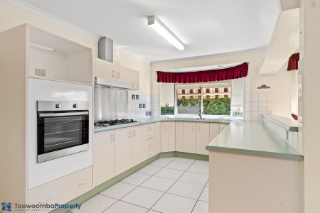 31 Boshammer Street, 4350, Rangeville Qld - Photo 3