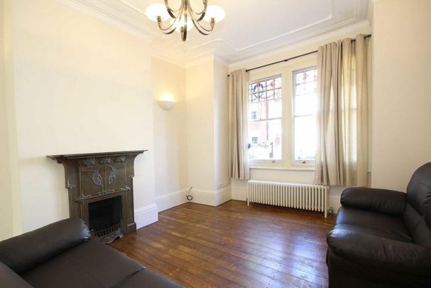 4 bedroom house to rent - Photo 1