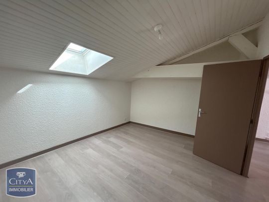 Location Appartement 2 pièces 45m² CHAMALIERES 63400 - Photo 1