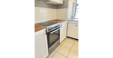 Charming 3-Bedroom Home for Rent in Falcon - Photo 2