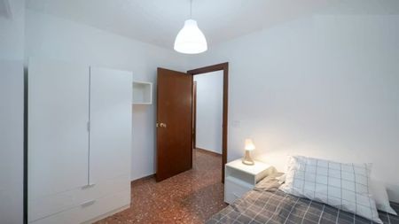 Carrer Emilio Lluch, Valencia, Valencian Community 46014 - Foto 2